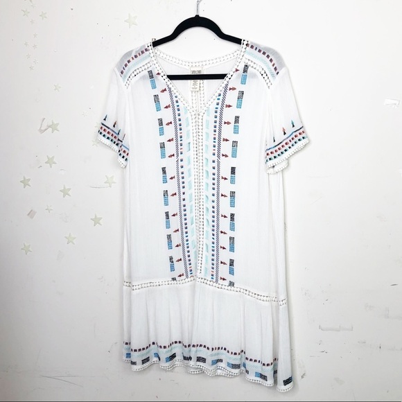 SAND & Spirit white embroidered coverup - Picture 2 of 9